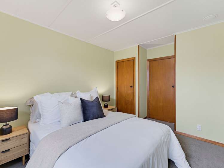 379 Ilam Road Bryndwr_17