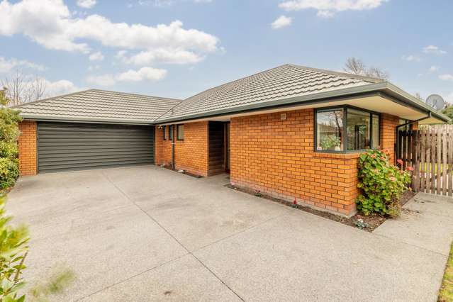 Easy Care - Easy Living - Easy Buying