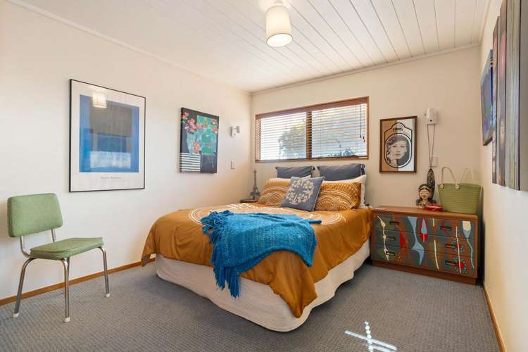 116 Saint Patricks Row Whangamata_18