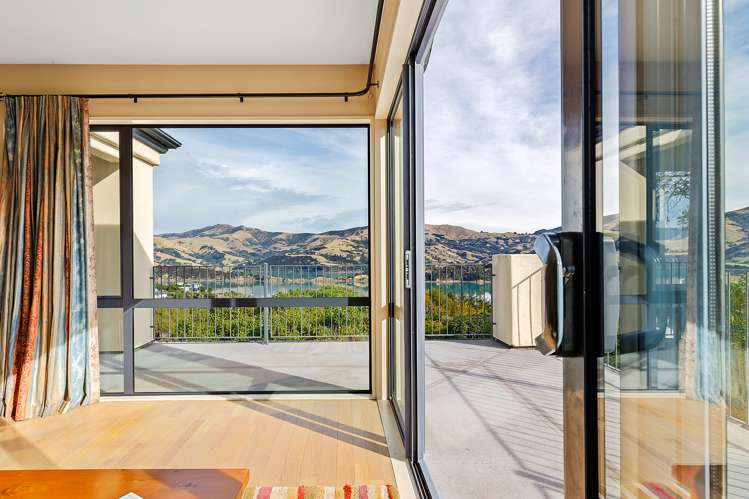 15 Ngaio Grove Robinsons Bay_11