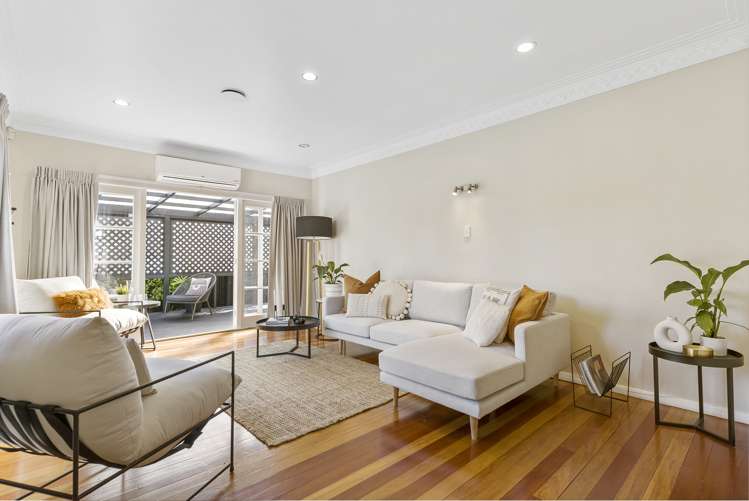 9 Glengarry Road Glen Eden_9