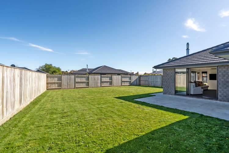 21 Maple Grove Solway_16