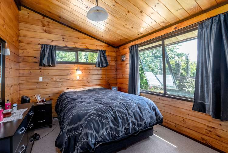 19a Brooklyn Road Carterton_13