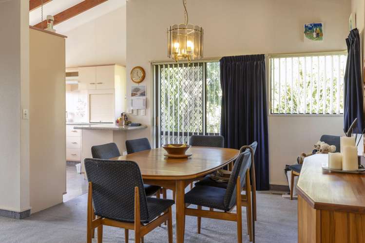 21 Kahurangi Drive Rangatira Park_11