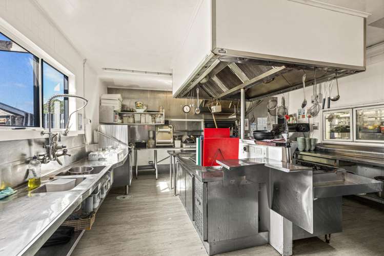 142 Pakiri Road Leigh_11
