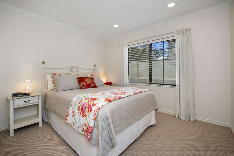 6 Huntington Drive Bethlehem_25