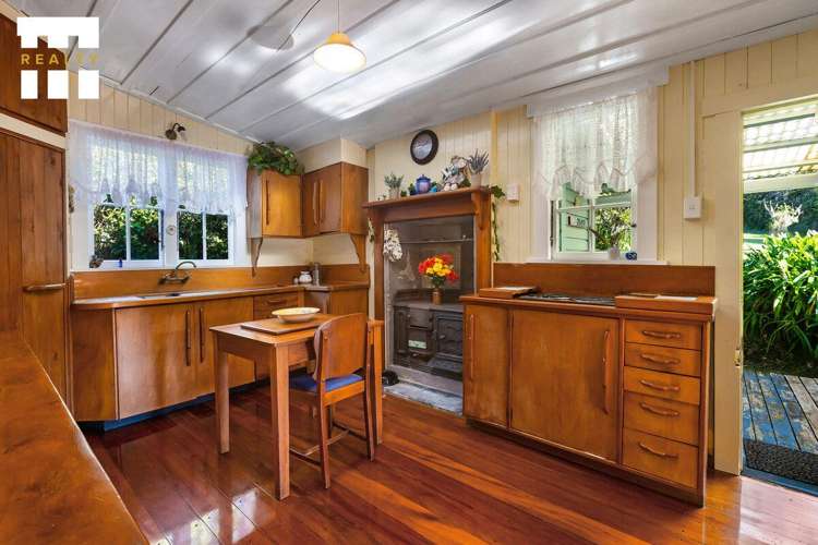 31 Totara School Road Totara North_12