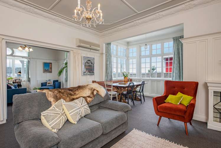 212 Queens Drive Lyall Bay_13