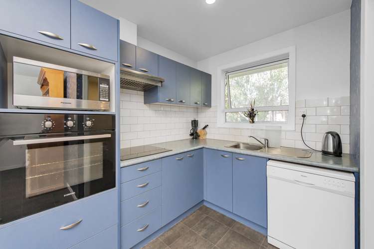 15 Frensham Crescent Woolston_9