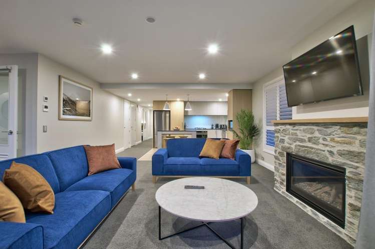 406/327 Frankton Road Queenstown_6