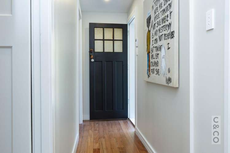 29 Cambridge Road Riverhead_11