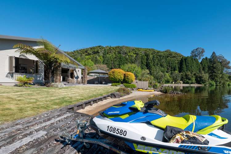 17 Steep Street Lake Okareka_26