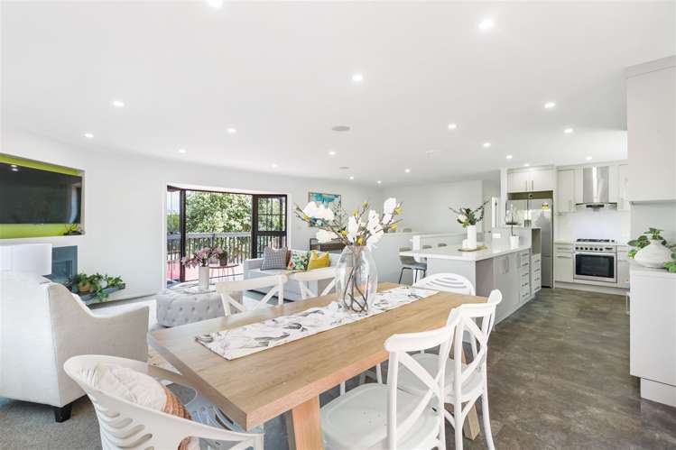 7 Kaanapali Place Wattle Downs_5