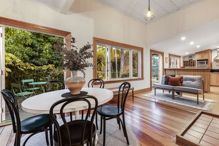 32 Hastings Parade Devonport_8