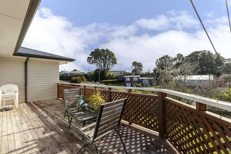 61 Clawton Street Westown_22