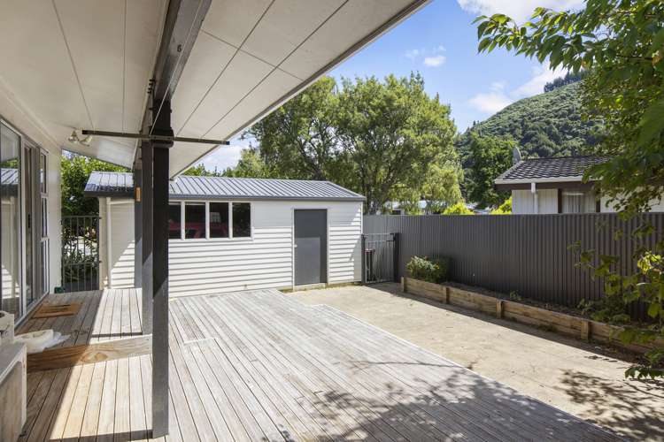 1/9 Gemstone Drive Birchville_11