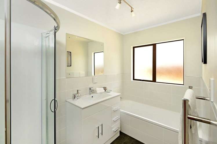 6a Ceramco Place Torbay_6