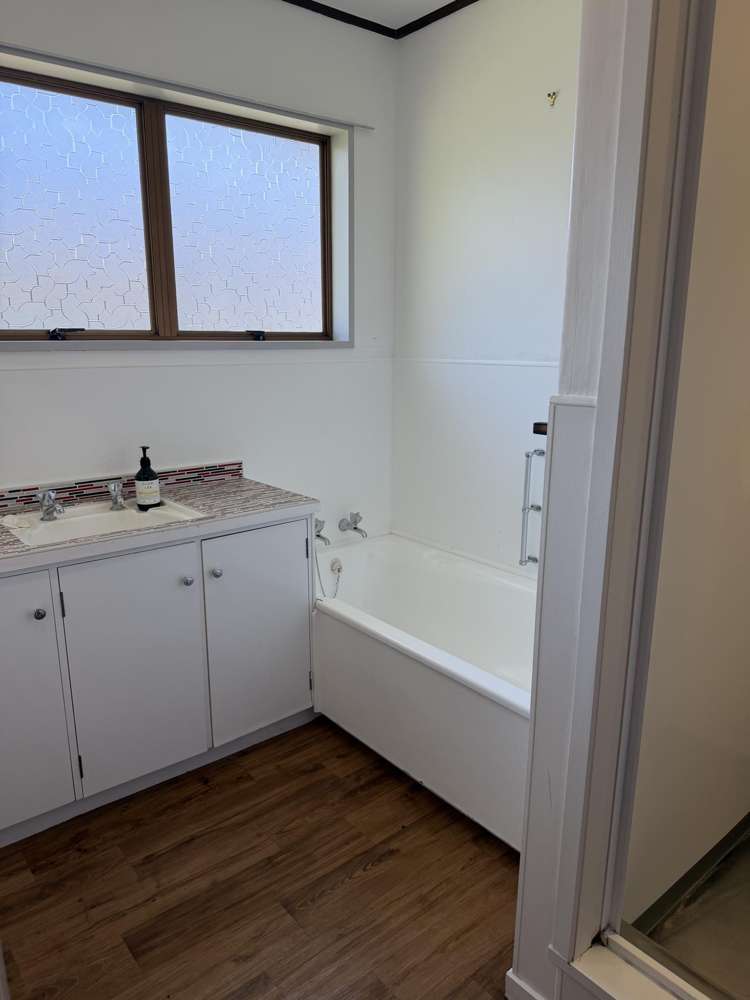 7 Elmes Place Matua_6