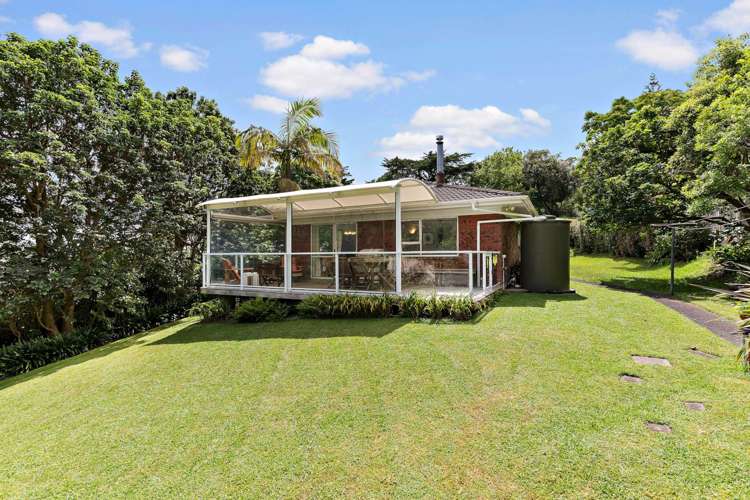 109a Glengarry Road Glen Eden_2