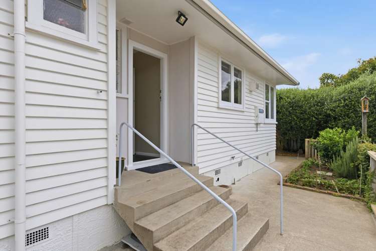 59 Kingswood Road Brookfield_12