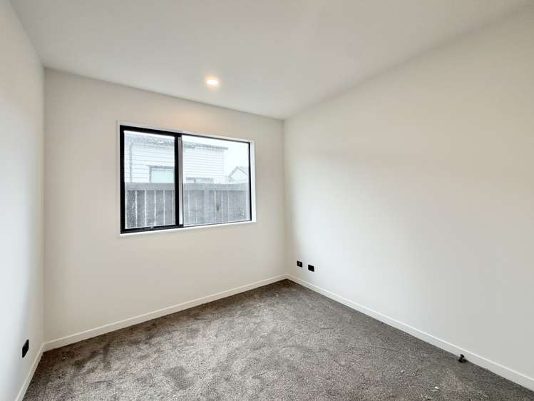 9 Tipu Crescent Milldale_16