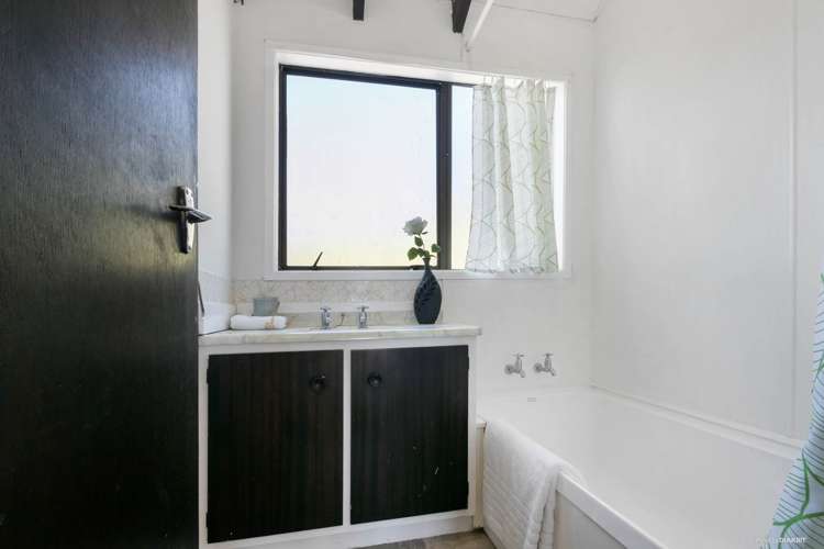 1/5 Koromiko Street New Lynn_11