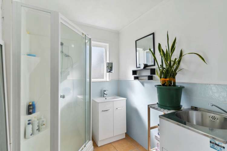 57 Springs Road Parakai_6