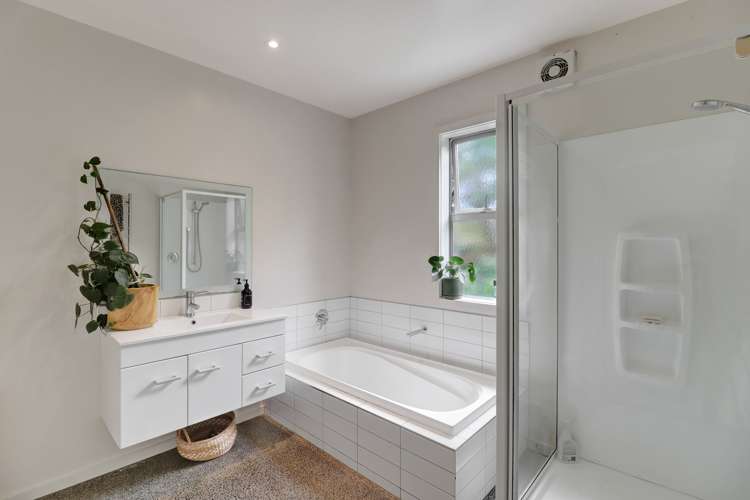 34a Wairere Road Wainui_11