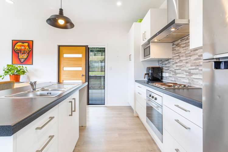 15b Jelas Road Red Beach_5