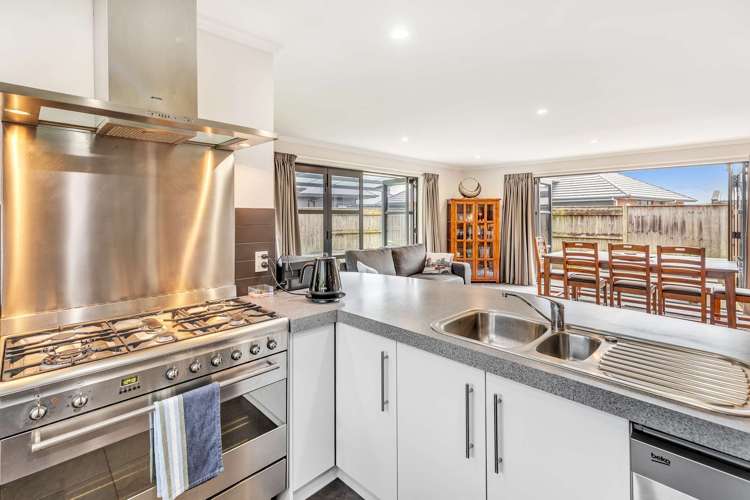 15 Trump Place Kelvin Grove_14