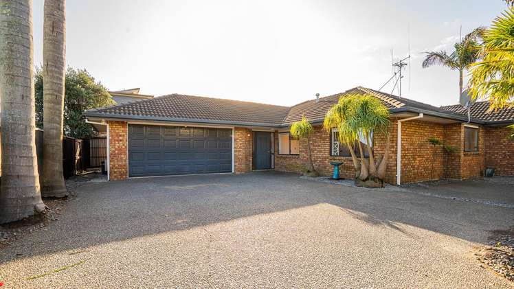 32 Aranui Drive Papamoa Beach_2