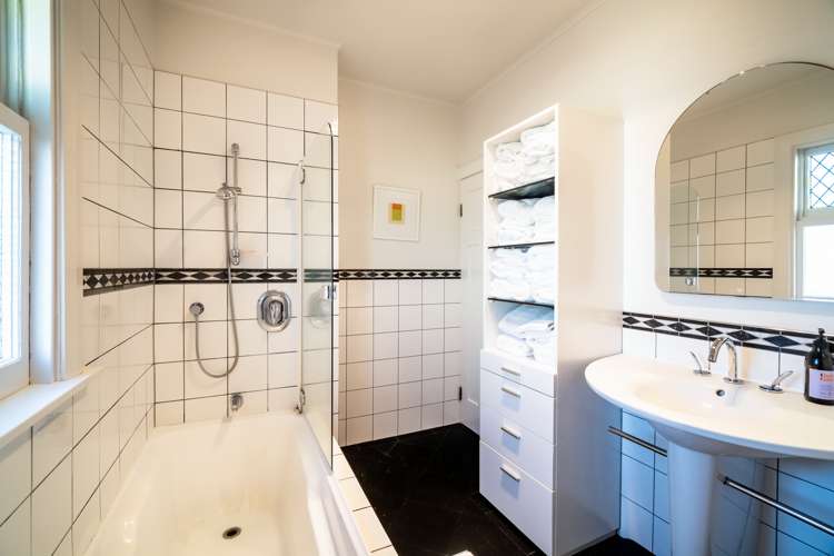 96 Sarsfield Street Herne Bay_16