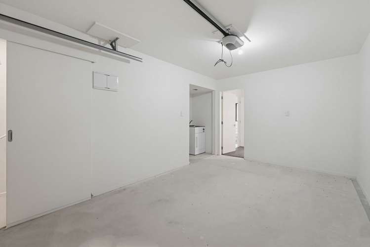 10/11 Gordon Place Newtown_16
