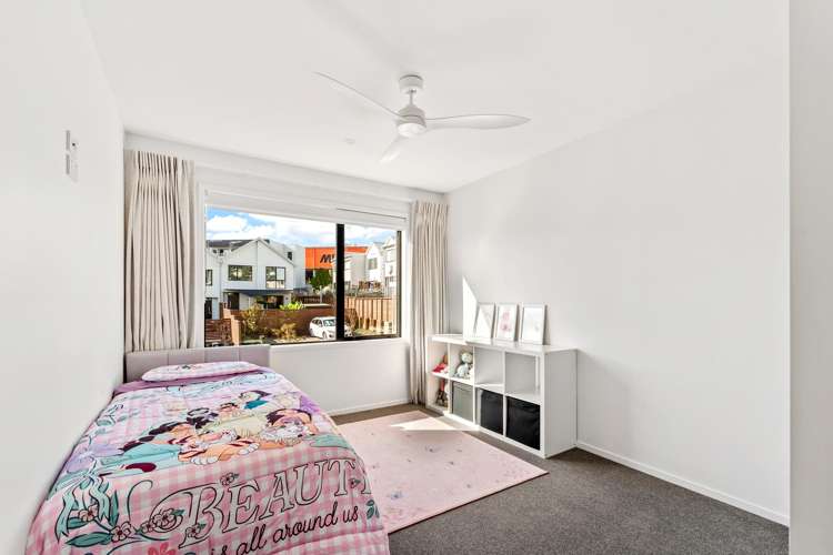 10 Orca Drive Stanmore Bay_12