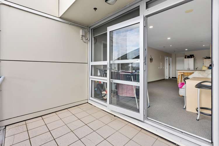 11A/27 Hanson Street Mount Cook_6