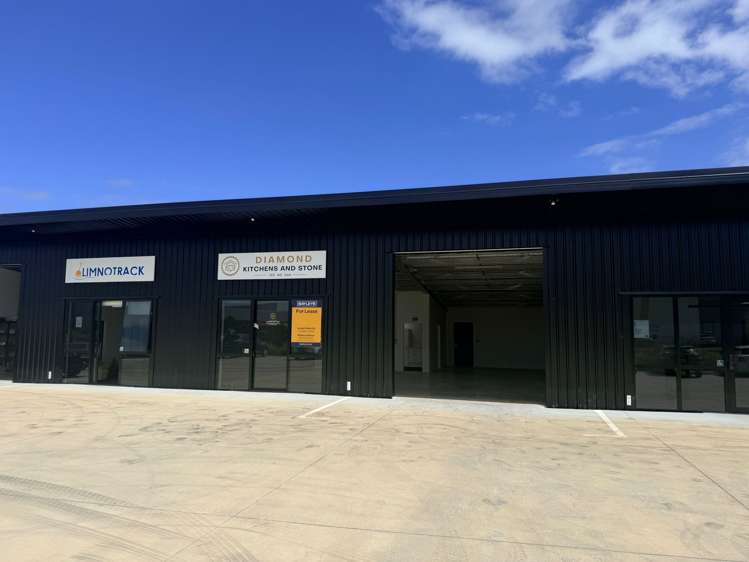 3/145 Ossie James Drive_0