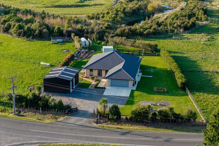 203 Turitea Road Fitzherbert_27