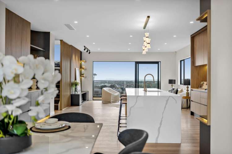 10 Mill Hill Close Flat Bush_16