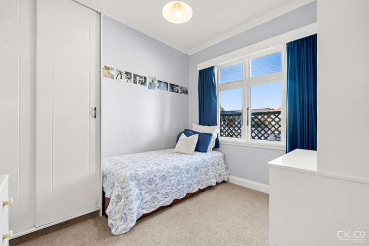 64 Totara Crescent Woburn_10