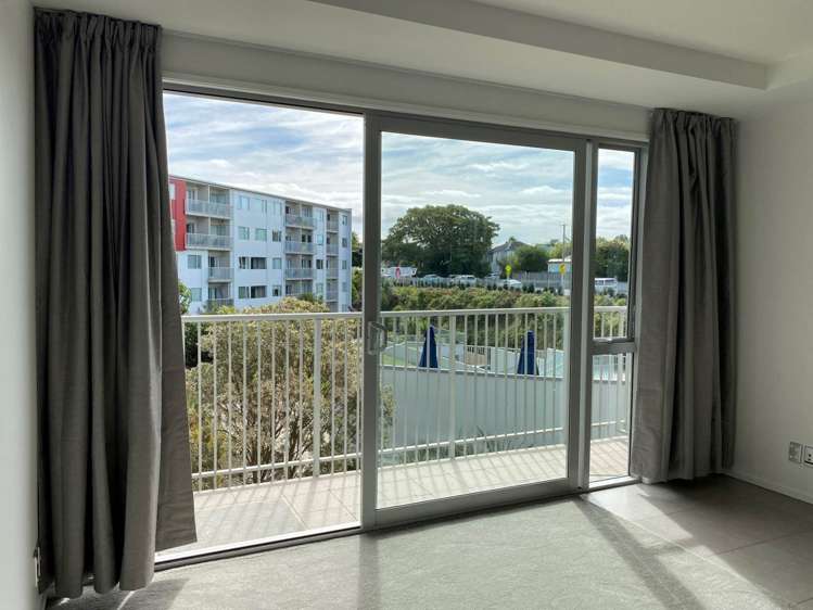 C306/130 Anzac Street Takapuna_12