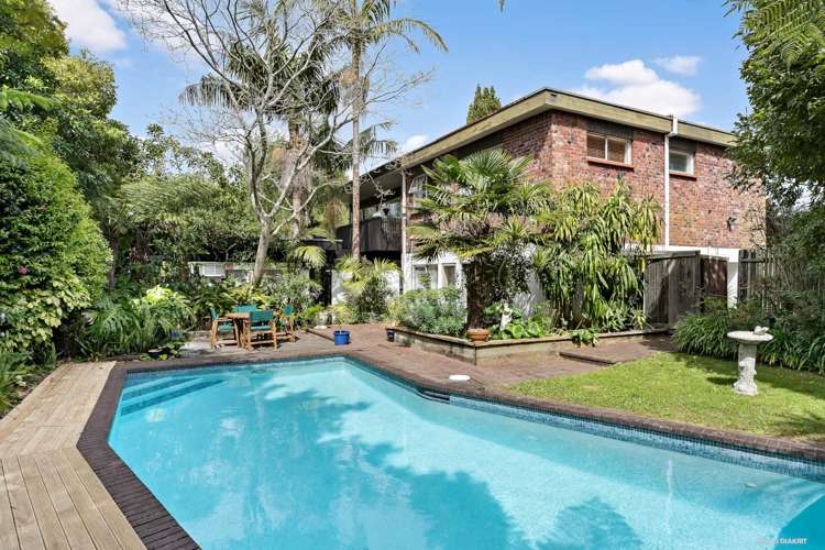 18 Kahurangi Place Hillpark_16