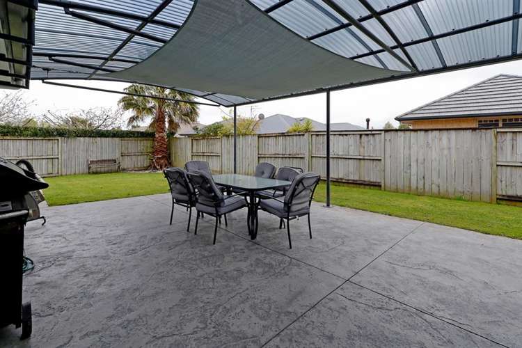 10 St James Drive 2750_3