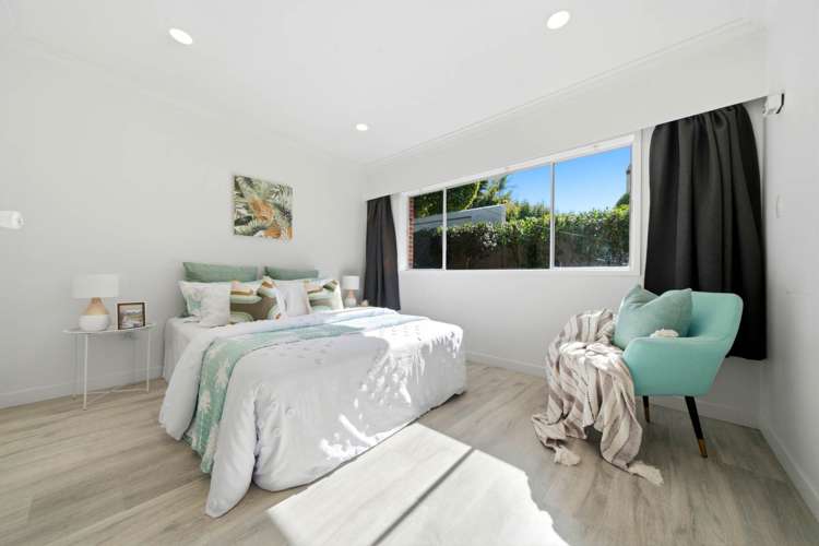 2/34 Lake View Road Takapuna_13