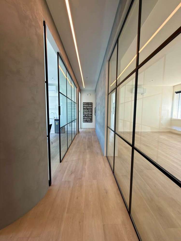 Level 1/87 Hurstmere Road_0