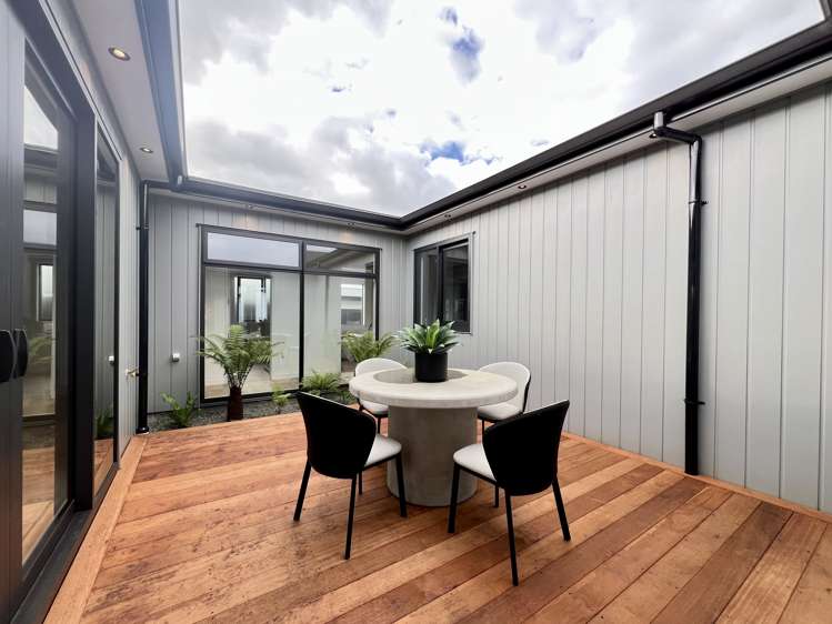 61 Tipu Crescent Milldale_22