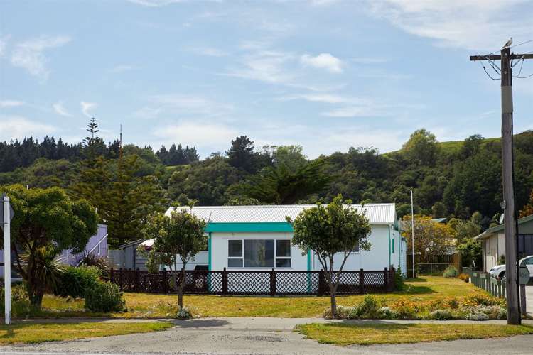 99 South Bay Parade Kaikoura_39