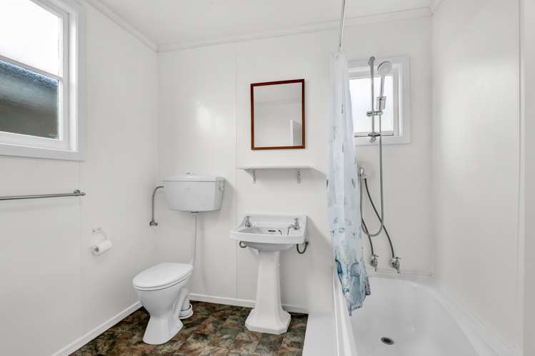 80 Railway Street Eltham_11