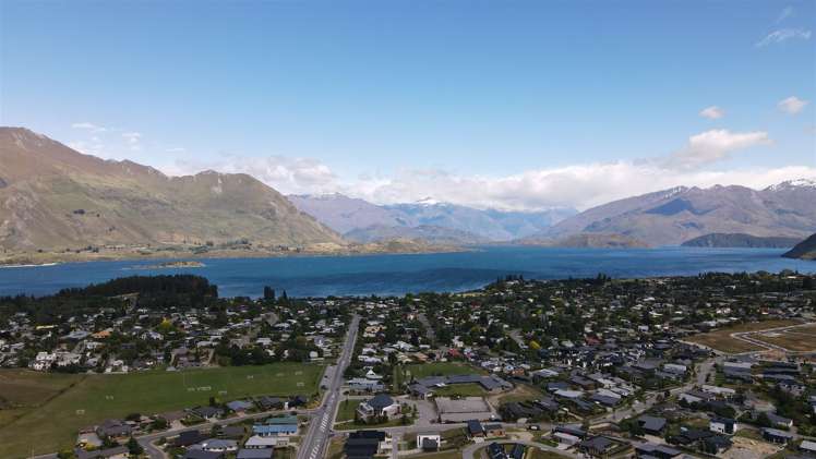 214 Aubrey Road Wanaka_16