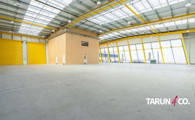 Premium Showroom Warehouse - Penrose