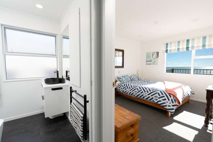 52 Ames Street Paekakariki_30